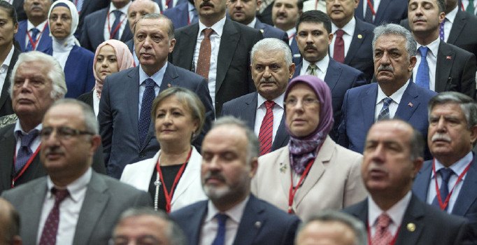 Ak Parti'de tüzük değişikliği: Yıldırım Genel Başkan Vekili olacak | Son dakika haberleri