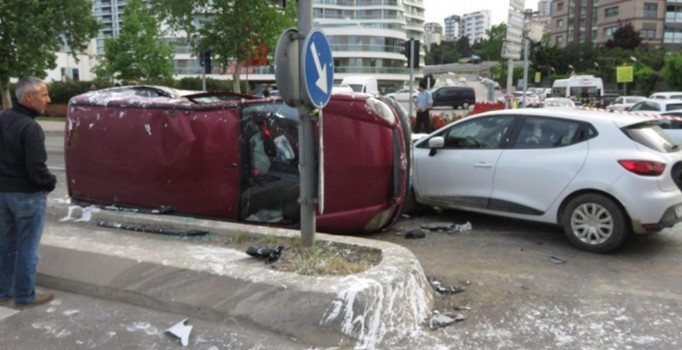Kartal'da trafik kazası: 6 yaralı