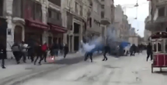 İstiklal Caddesi'nde kavga çıktı | Son dakika haberleri