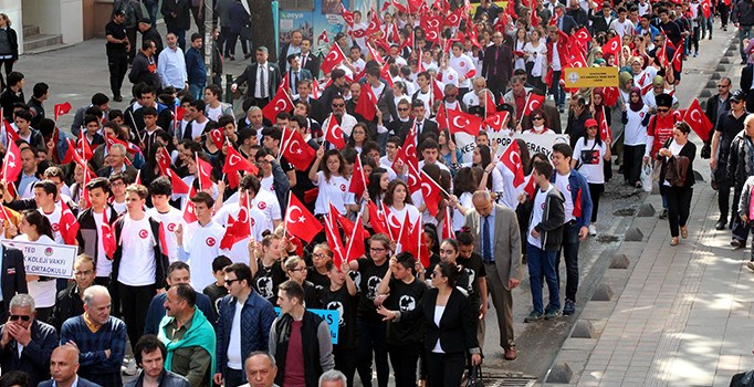 19 Mayıs törenleri Anıtkabir'de başladı