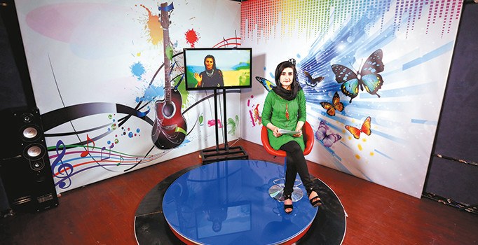 Afgan medyasında kadın hakimiyeti
