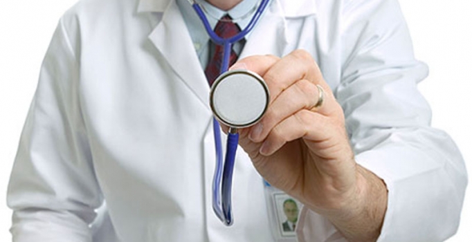 Yaralılar komada Tabibler Birliği eylemde