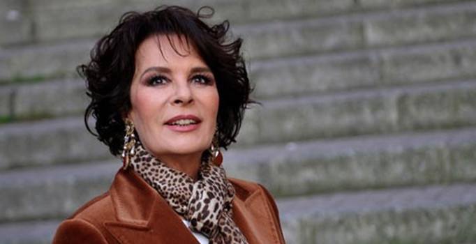 Hülya Koçyiğit'ten yeni haber: Ameliyatı tamamlandı