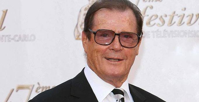 "James Bond" kansere yenildi