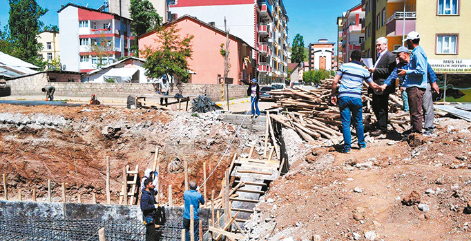 Konutta ‘bekleme’ dönemi yapı ruhsatlarını azalttı