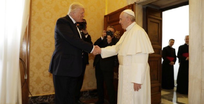 ABD Başkanı Trump, Papa Francis ile bir araya geldi