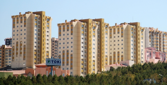 TOKİ'den emekli ve dar gelirliye 341 TL taksitle ev (Emekliler TOKİ'ye nasıl başvuracak?)