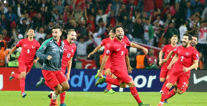 Türkiye - İzlanda maçının kahramanı Selçuk İnan o anları anlattı