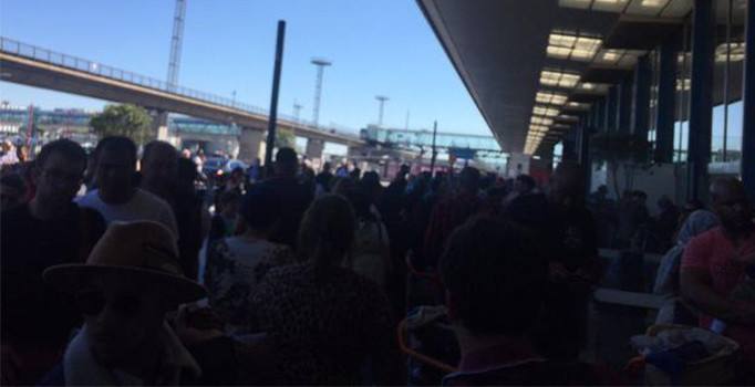 Paris'te Orly Havalimanı boşaltılıyor | Son dakika haberleri