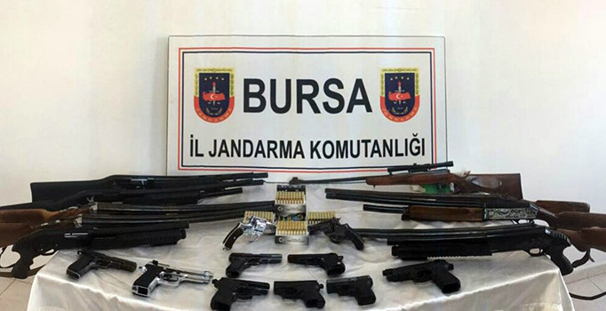 Bursa'da silah kaçakçılarına operasyon