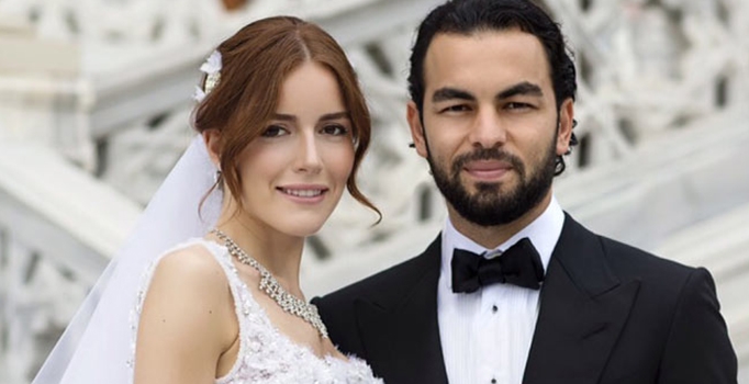 Selçuk İnan 340 bin Euro'luk yeni otomobilinin plakasına eşinin baş harfini yazdırdı