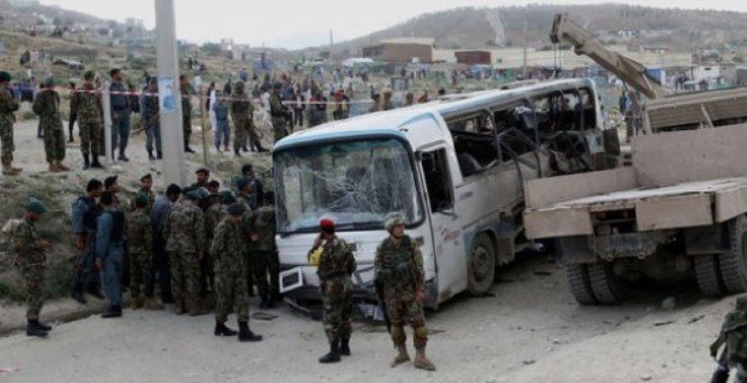 Afganistan'da trafik kazası: 14 ölü