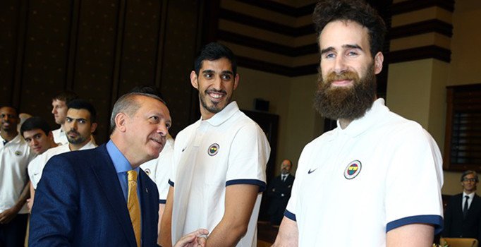 Cumhurbaşkanı Erdoğan, Euroleague şampiyonu Fenerbahçe'yi ağırladı