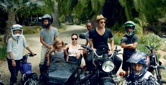 Angelina Jolie Brad Pitt ve altı çocuğu Vogue'un Kasım sayısında!