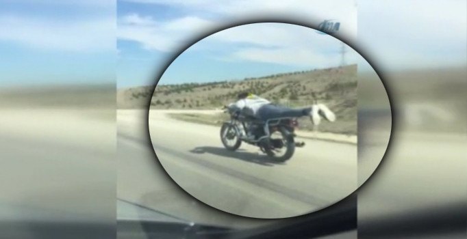 Trafikte tehlikeli gösteri | Ankara haberleri