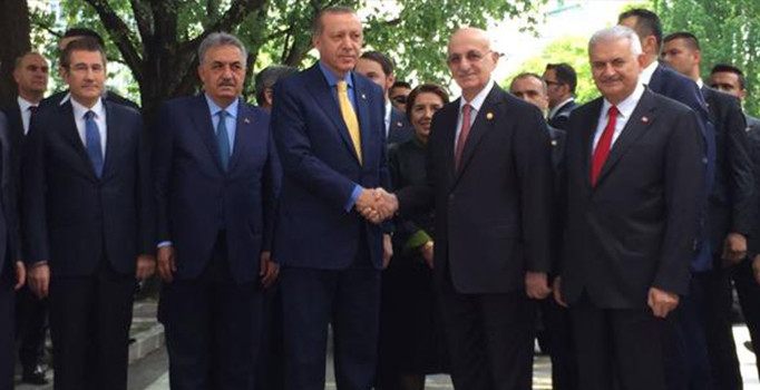 Cumhurbaşkanı Erdoğan, AK Parti grup toplantısı için TBMM'ye geldi