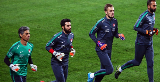 Kaleci Hayrullah Mert Akyüz'ün A Milli Takım'dan kazandığı para olay oldu