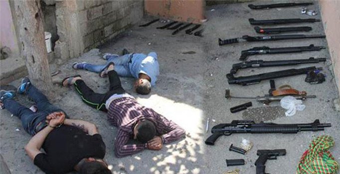 Adana'da uyuşturucu satıcılarınca operasyon