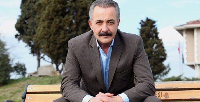 Mehmet Aslantuğ'un yeni projesi belli oldu