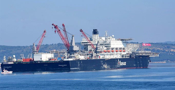 Marmara Denizi'nde ulaşıma poyraz engeli