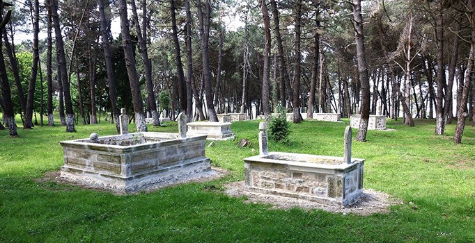 Ordu'daki tarihi mezarlar restore edildi