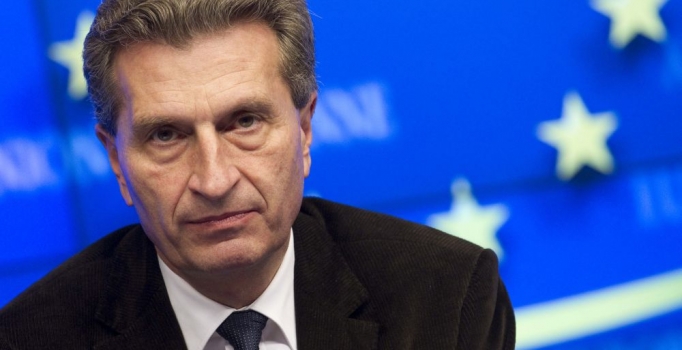 AB Komiseri Oettinger: Türkiye ile müzakerelerin uzaması doğru değil