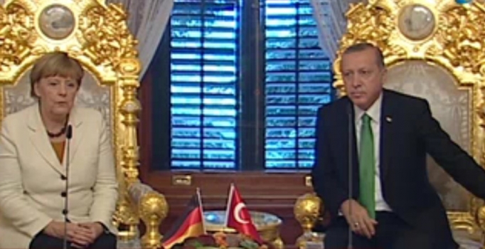 Merkel ile Erdoğan ile görüştü, Türkiye'nin AB üyeliği ve vize için söz verdi