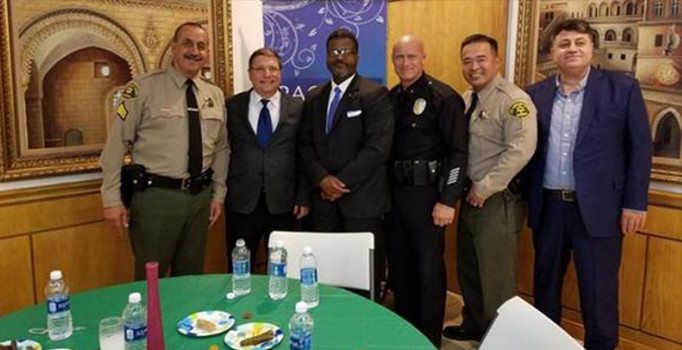 FBI'dan FETÖ'ye skandal ziyaret: Resmi hesabından paylaştı