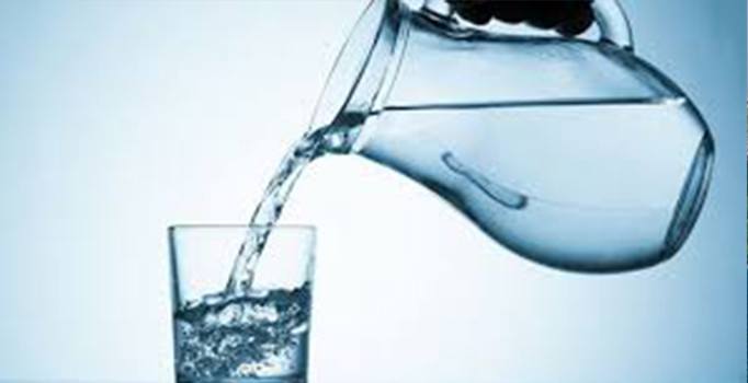 Diyetis Elif Karacanoğlu uyardı: “İftardan sonra en az 10 bardak su için”