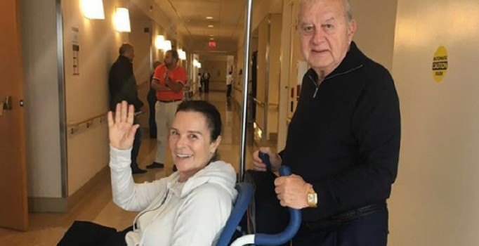 Hülya Koçyiğit hastaneden taburcu oldu