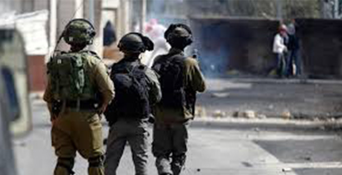 İsrail askerleri ile Filistinliler arasında gerginlik
