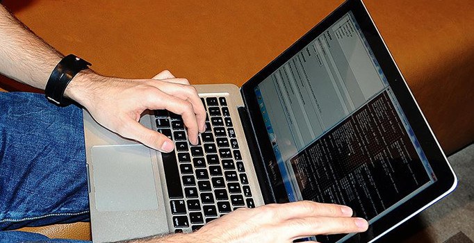 Hacker saldırıları bölgeyi 'siber savaş' arenasına çevirdi