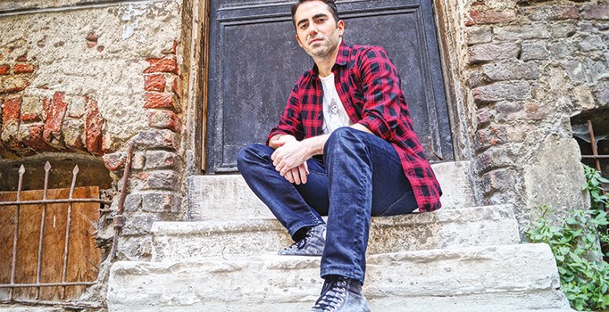 Öykü roman ile yarışıyor