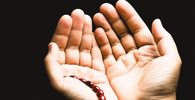 Prof. Dr. Mustafa Çağrıcı yazdı: Kulluğun alâmeti ibadetin özü dua