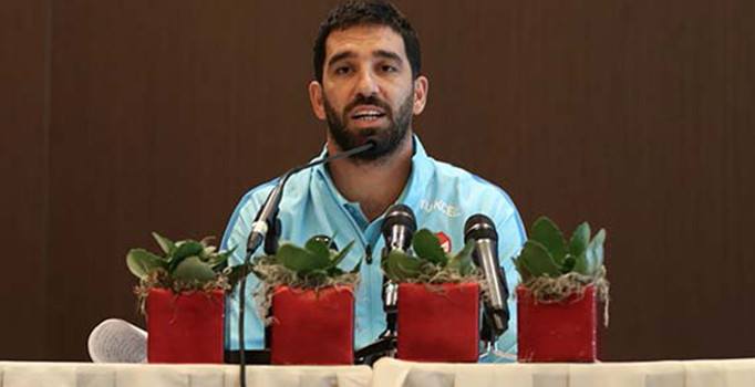 Arda Turan'ın gazeteciye saldırması İspanyol basınında