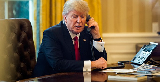 Trump Londra ziyaretini erteledi