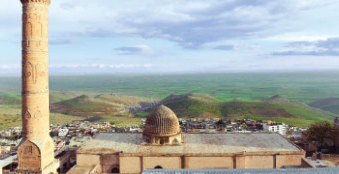 Mustafa Cambaz’ın objektifinden Mezopotamya Ovası’na bakan şaheser Mardin Ulu Camii
