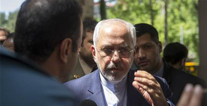 İran Dışişleri Bakanı Zarif: Bölgede endişe verici gelişmeler oluyor