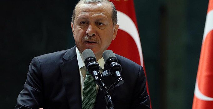 Cumhurbaşkanı Erdoğan: FETÖ davalarının günbegün raporlarını alıyorum
