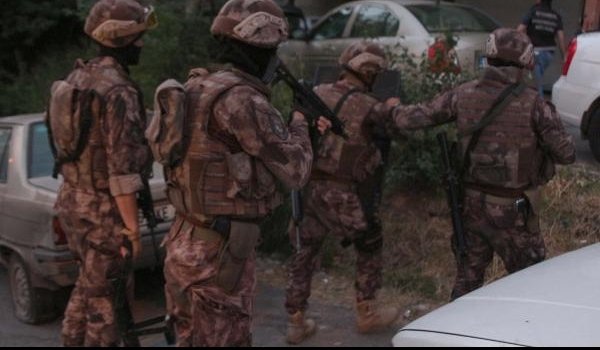 Van'da bayramı kana bulamak isteyen teröristler öldürüldü