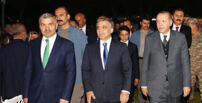 Erdoğan ve Gül, Kayseri mantısıyla sahur yaptı