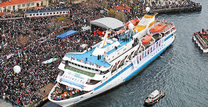 Mavi Marmara ruhuna yürek kanatan dilekçe