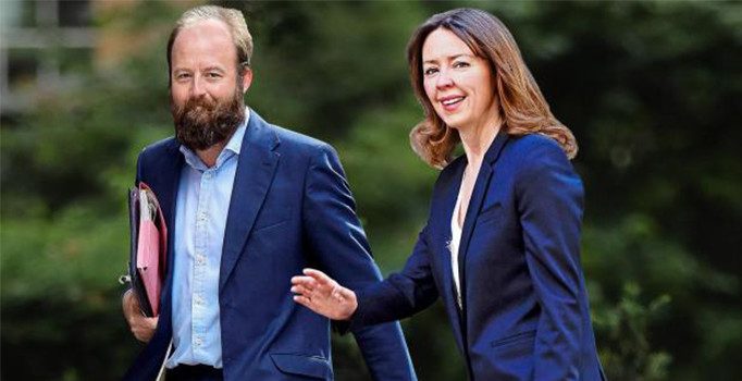 İngiltere Başbakanı May'ın danışmanı istifa etti | Son dakika haberleri