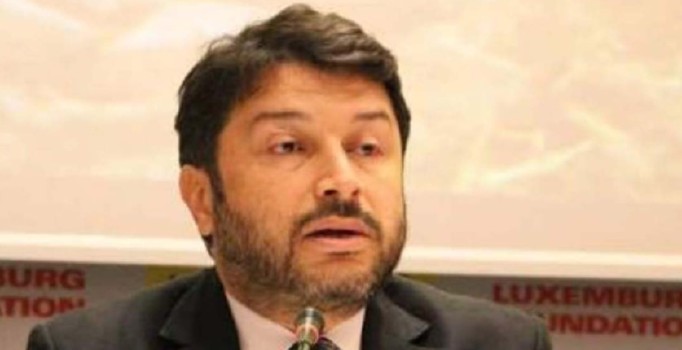 Tutuklanan Uluslararası Af Örgütü Türkiye Başkanı, firari FETÖ'cülerle yazışmış