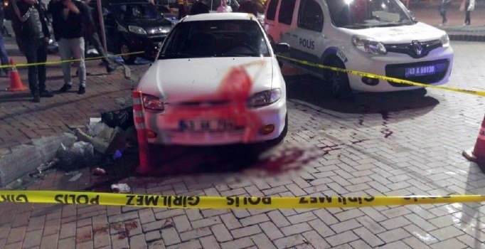 Kütahya’da bıçaklı kavga: 1 ölü