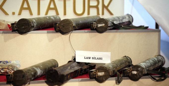 Uludere'de PKK cephaneliği ele geçirildi