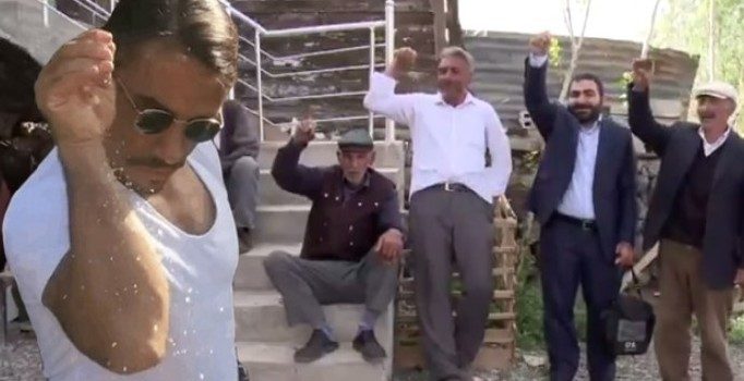 Ünlü fenomen Nusret köyüne külliye yaptırıyor