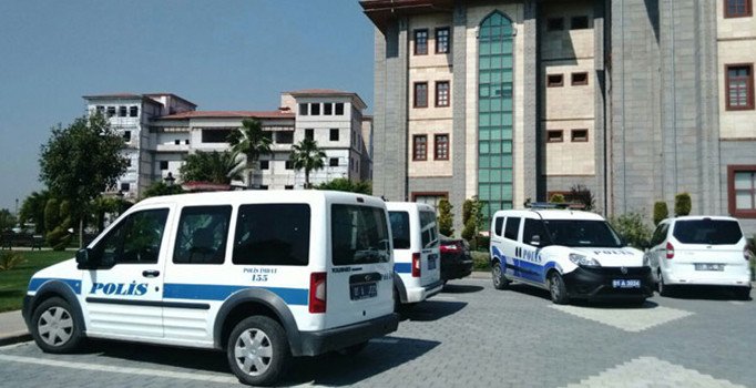 Adana'da belediyede rehine krizi