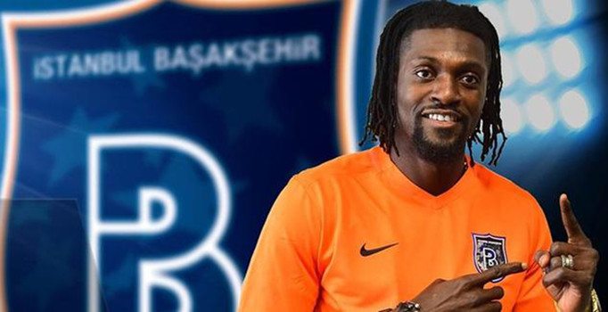 Başakşehir Adebayor ile yollarını ayırdı