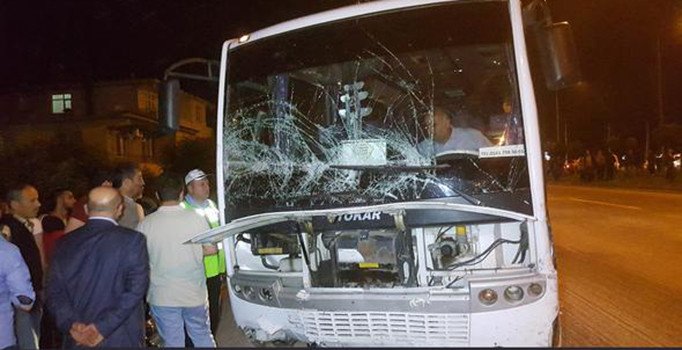 Samsun'da midibüs ile kamyonet çarpıştı: 5 ölü, 3 yaralı